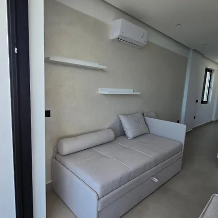 Azure Bay * Sarandë