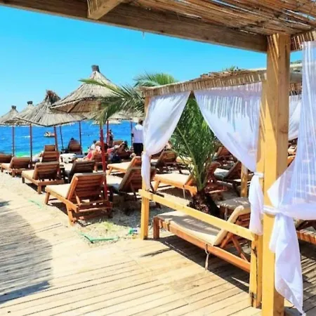 Konukevi Azuree Bay Saranda